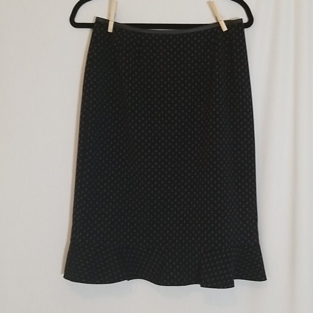 Anne Klein pencil skirt, size 6, black/white